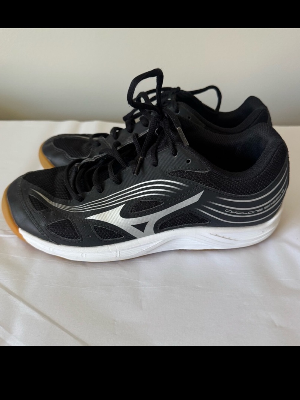 MIZUNO Size 8.5 Women’s CYCLONE SPEED 3 Volleyball Shoes Sneakers